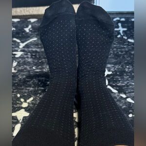Cole Haan Men’s Black Dotted Dress Socks Size 8-12